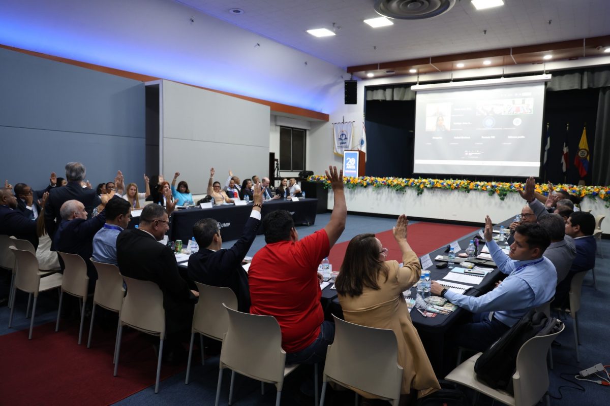 CSUCA impulsa agenda regional y reelige por unanimidad a Carlos Alvarado Cerezo como secretario general